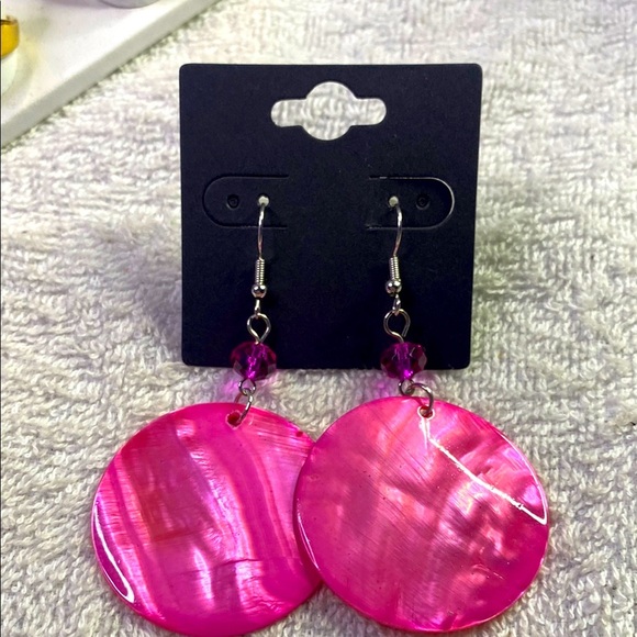 Pink Shell Dangle Fish Hook  Earrings - Picture 1 of 4